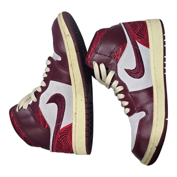 Nike Women's Air Jordan 1 Mid Retro Tiki Leaf Red Sail Size 7.5 READ DESC - Picture 3 of 8